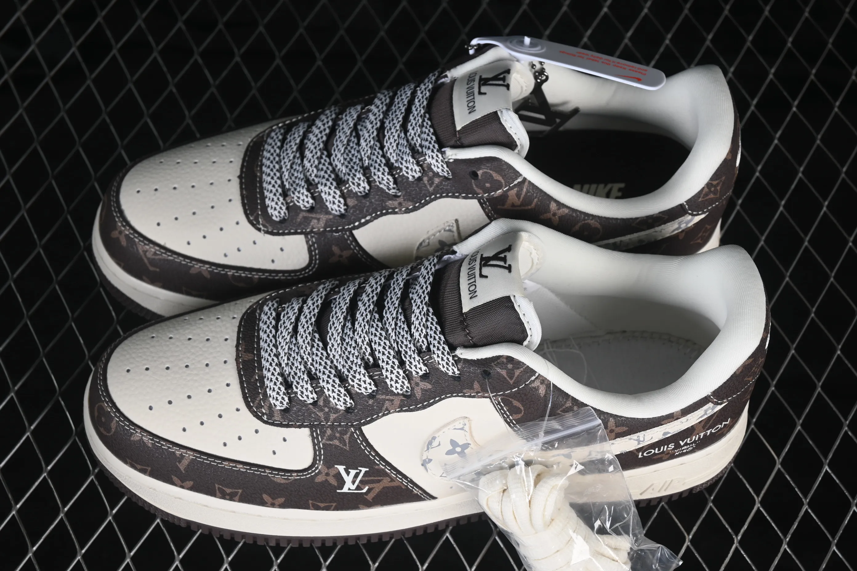 All categories Nk Air Force 1 Air Force series Nk Air Force 1 Low Air Force low-top Nike Air Force 1'07 Low joint model Air Force 1 low-top casual sneakers DW8806-010